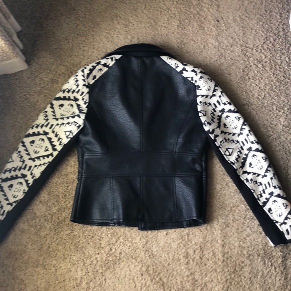 Vegan Leather Chelsea and Violet jacket - Picture 4 of 4